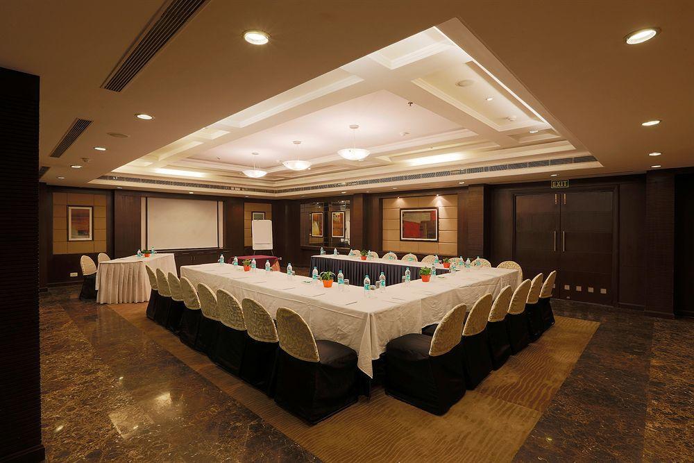 Townhouse 517 La Sapphire Near Delhi Airport Hotel New Delhi Bagian luar foto