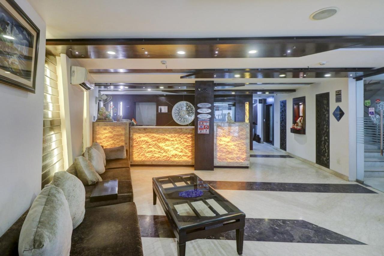 Townhouse 517 La Sapphire Near Delhi Airport Hotel New Delhi Bagian luar foto