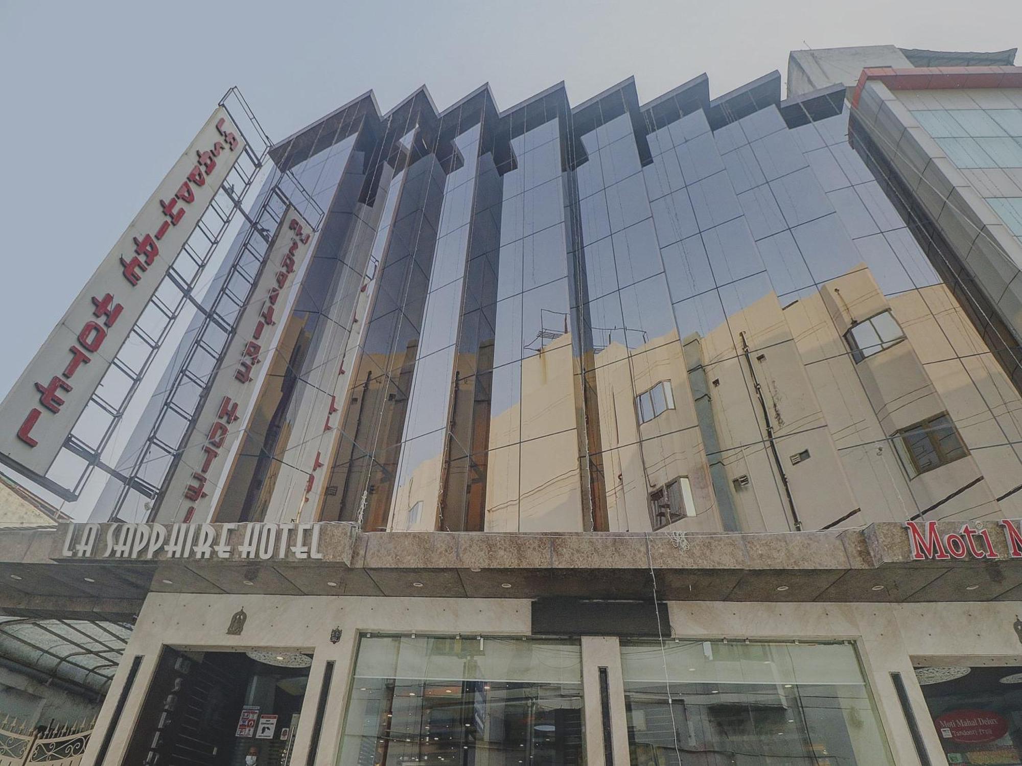 Townhouse 517 La Sapphire Near Delhi Airport Hotel New Delhi Bagian luar foto